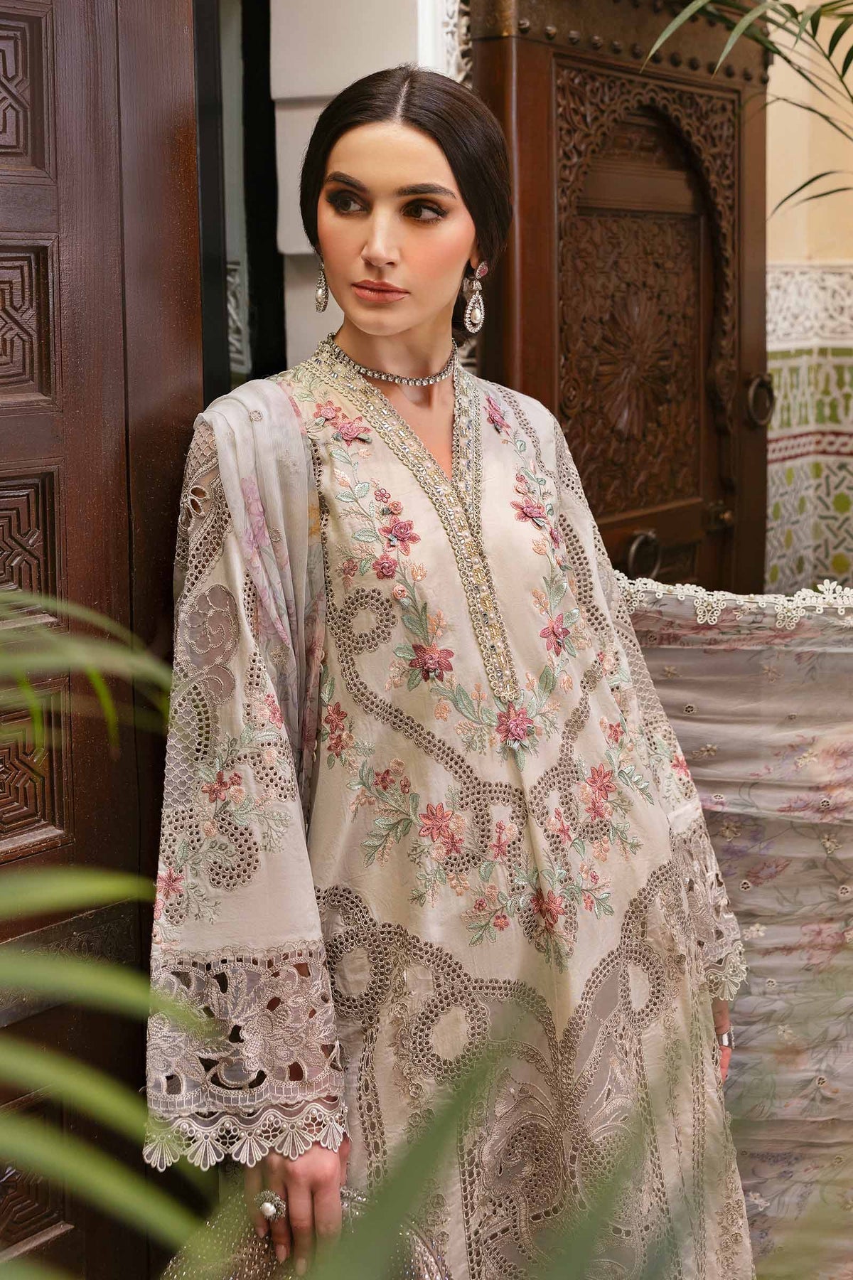 3 Piece Unstitched Embroidered Lawn Suit - D-2514-B