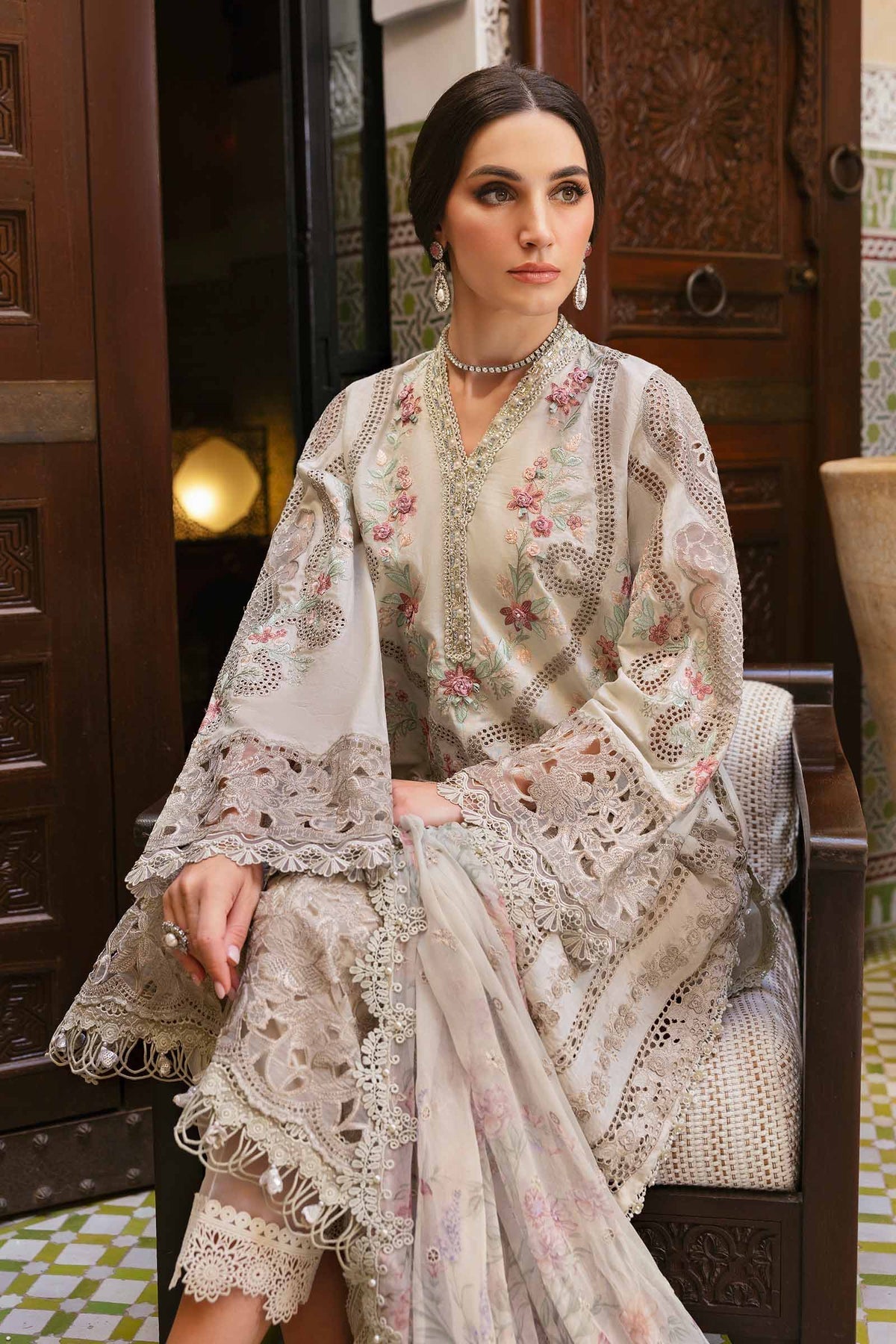 3 Piece Unstitched Embroidered Lawn Suit - D-2514-B
