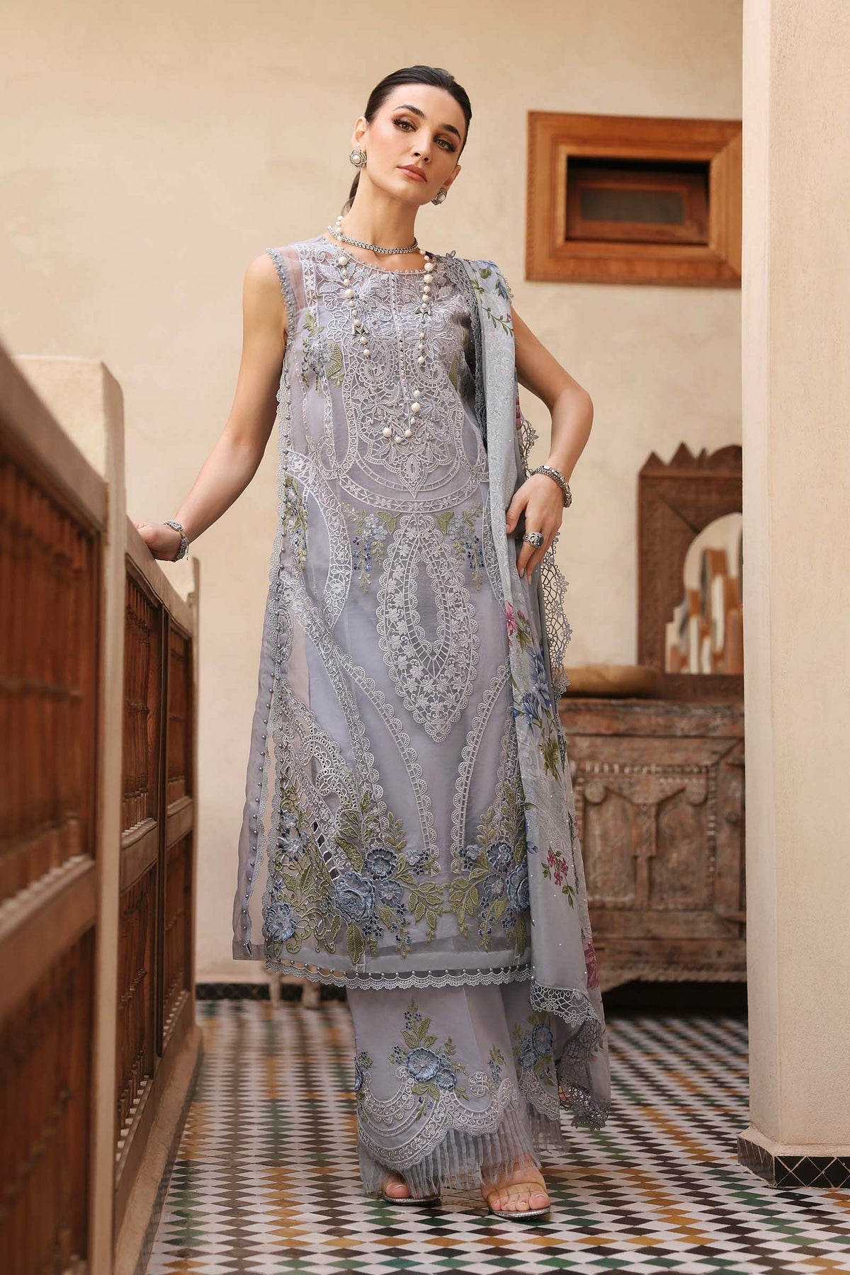 3 Piece Unstitched Embroidered Organza Suit - D-2509-B